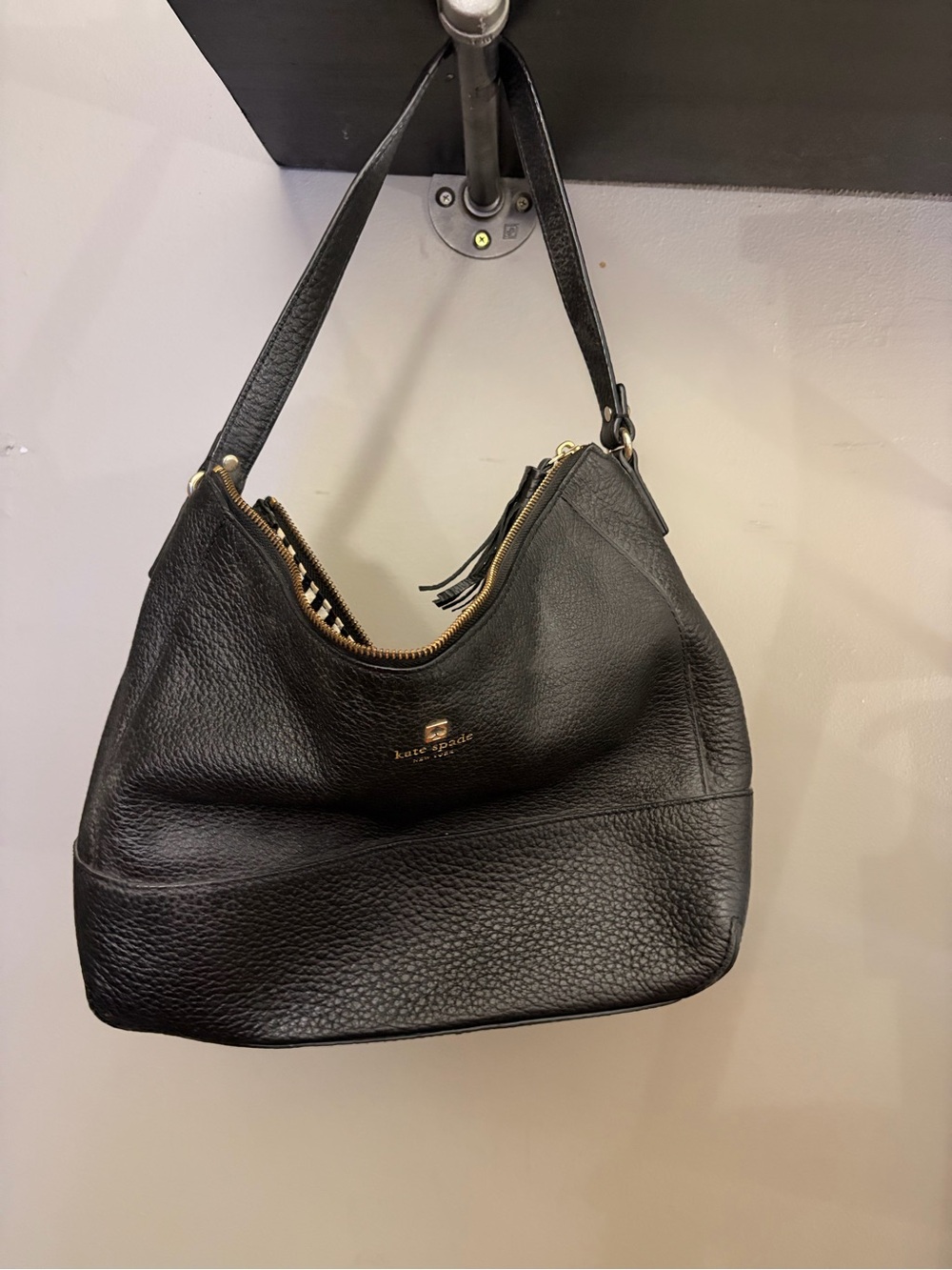 ♠️kate spade Black Pebbled Leather Shoulder Hobo